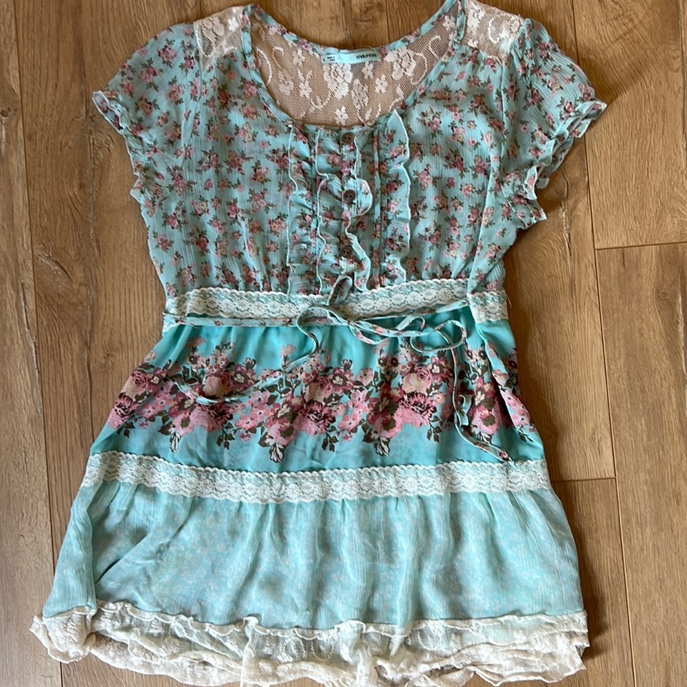 Womens large Maurice’s blouse